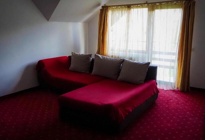 סוויטה, Pensiunea Riffelt