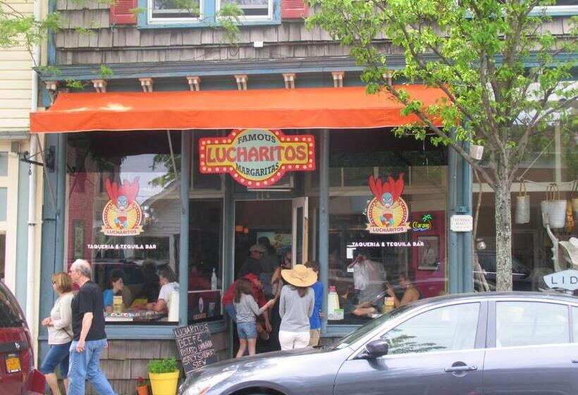 חדר סטנדרט עם מיטת קינג, Arbor View House Bed And Breakfast