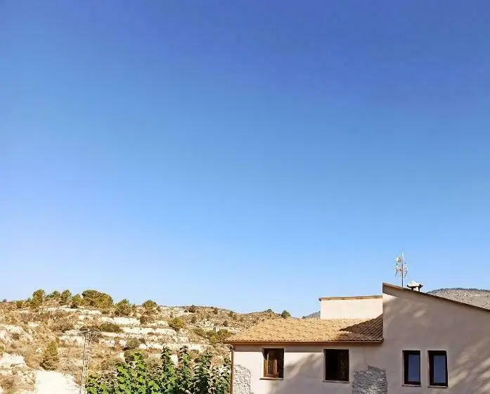 デラックスルーム, Hostal Foies De Baix