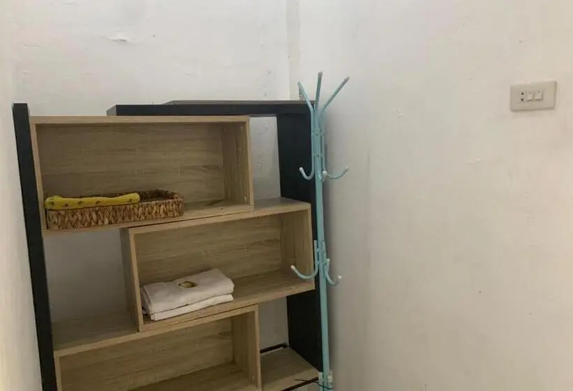 ファミリールーム, Oemah Ratu Hostel Syariah Redpartner