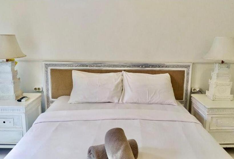 스탠다드 스튜디오, Nikiniko Beach House By Lolavillas   100mts To The Beach