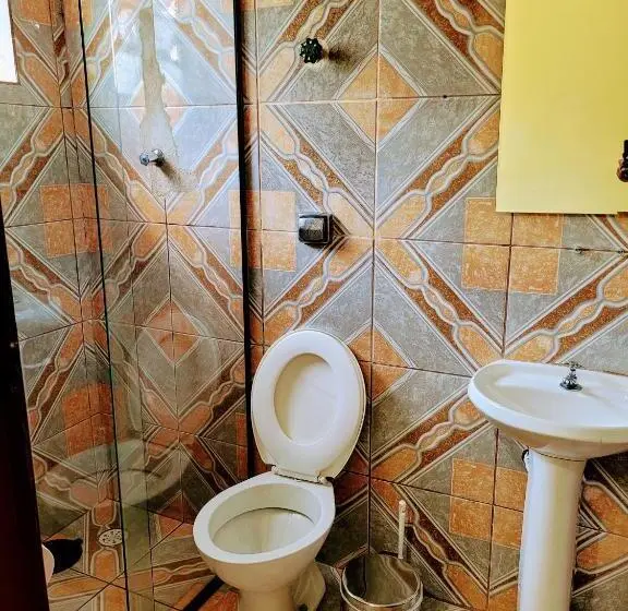 エコノミートリプルルーム, Hospedaria São Benedito