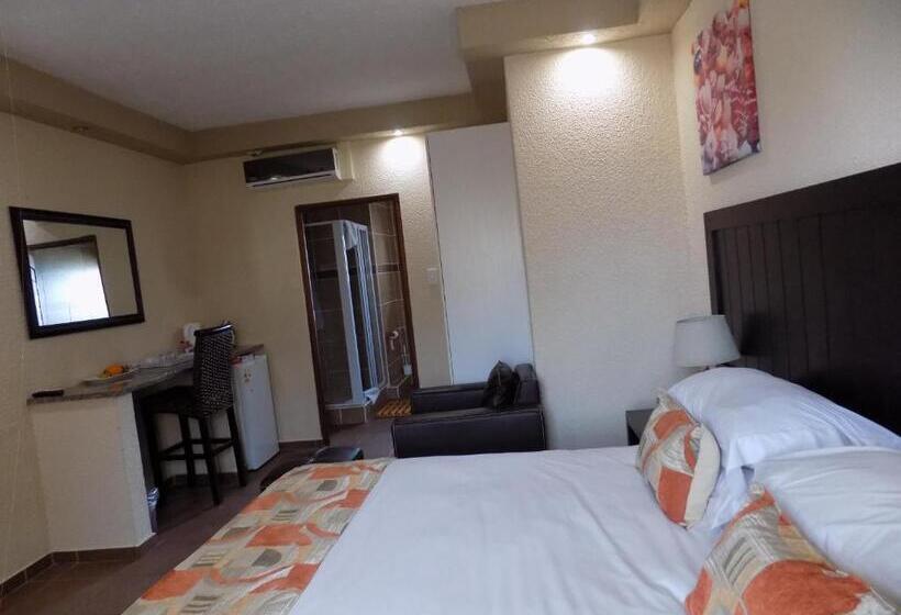 Люкс, Margate Beach Lodge