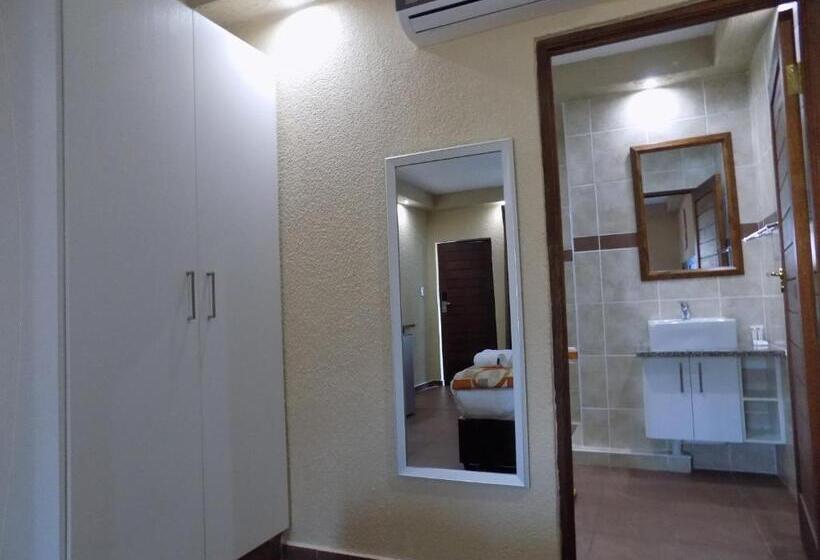 Люкс, Margate Beach Lodge