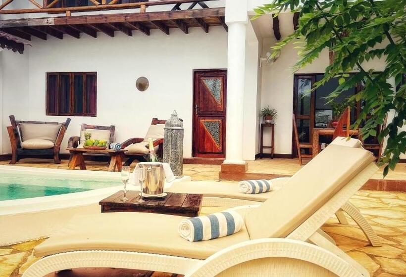 家庭套房, Natural Kendwa Villa