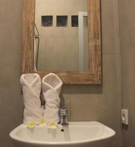 デラックスルーム, Euforia Guest House