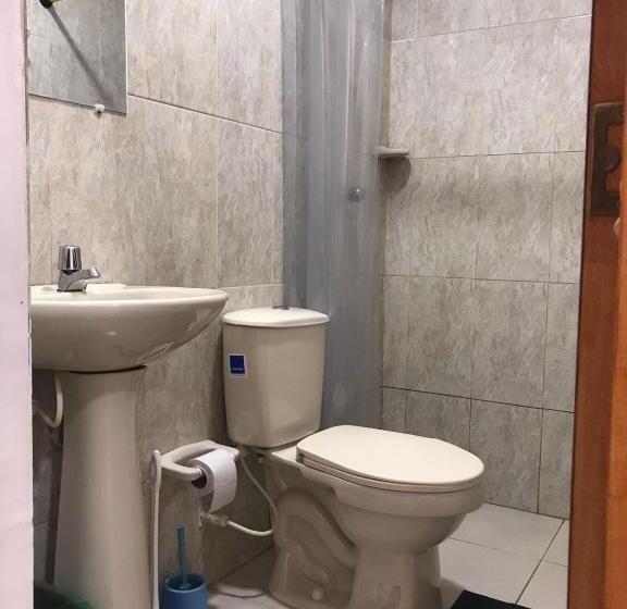 Номер Стандарт Совместная Ванная, Hostal Cartagena Sun