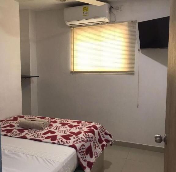 Номер Стандарт Совместная Ванная, Hostal Cartagena Sun