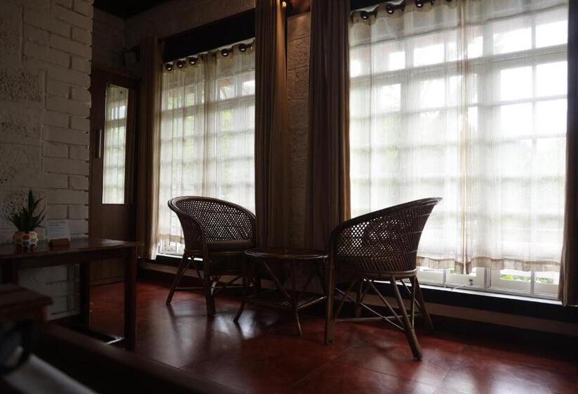 غرفة قياسية مطلة على الجبل, Vanilla County Heritage Plantation Bungalow