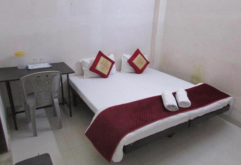 اتاق استاندارد, Ashish Guest House Goverdhan Vilas