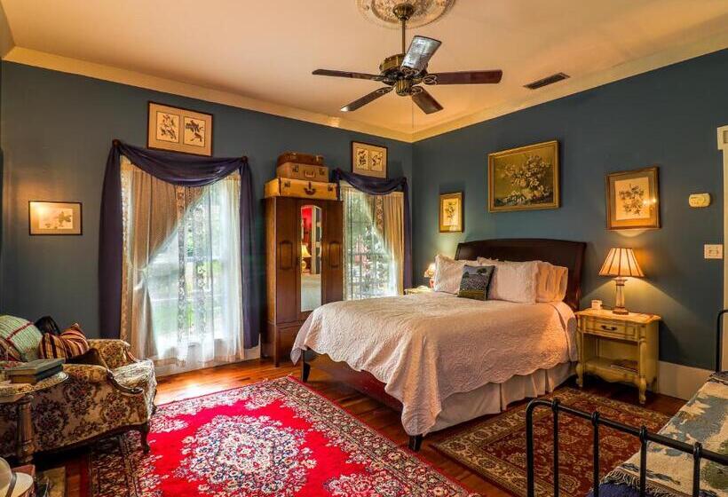 ガーデンビュースタンダードルーム, The Steamboat Inn