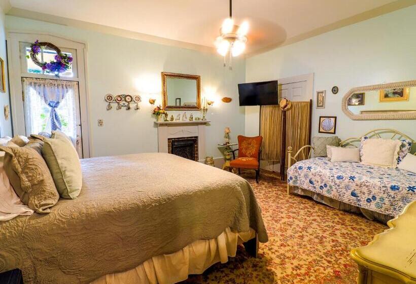 キングサイズベッドのスタンダードルーム, The Steamboat Inn