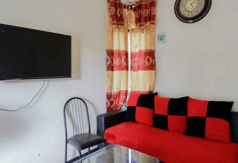 Standart Oda, Reddoorz Near Rsud Nganjuk