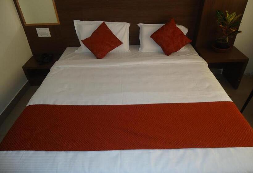 Deluxe Room, Staymaker Srk Paradise