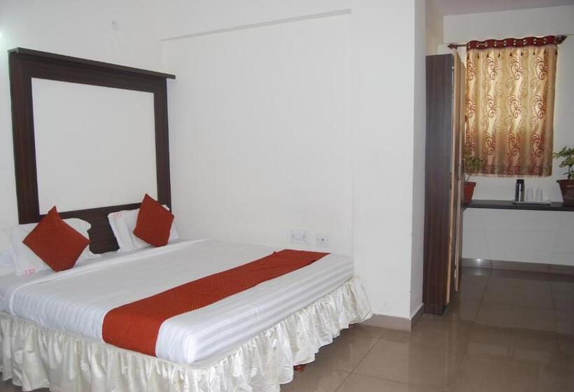 Deluxe Suite, Staymaker Srk Paradise