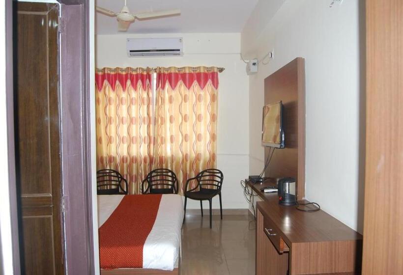 Deluxe Room, Staymaker Srk Paradise