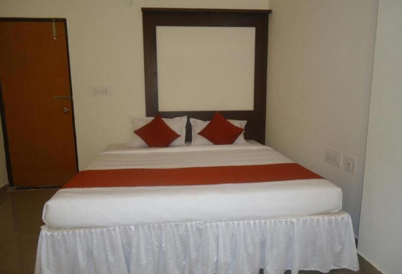 Standard Room, Staymaker Srk Paradise