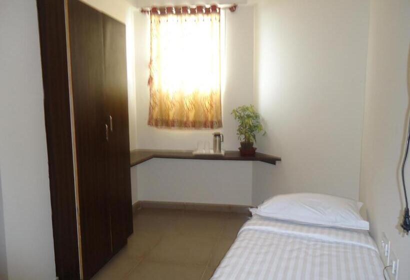 Deluxe Suite, Staymaker Srk Paradise