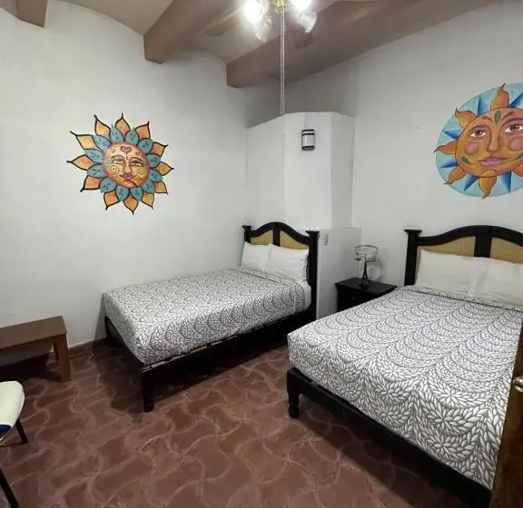 اتاق کلاسیک چهارنفره, Del Sol