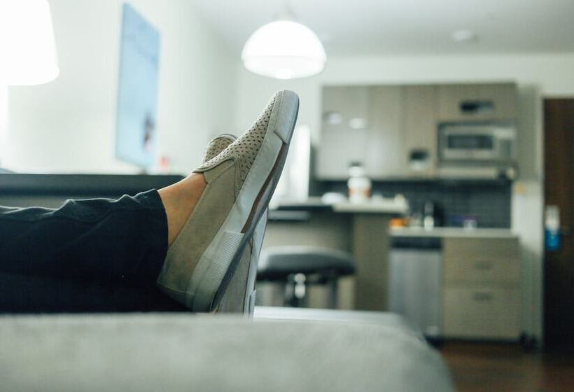 إستوديو قياسى, Hyatt House Portland/beaverton