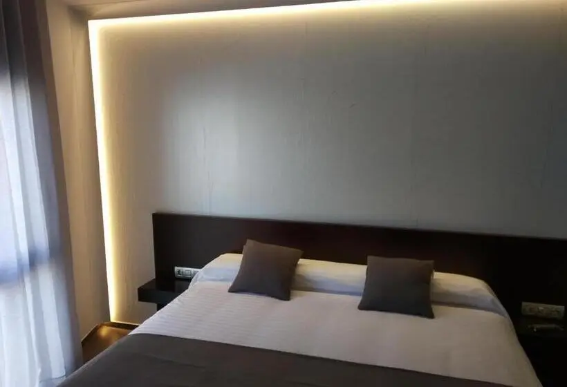 Quarto Economy, Olot Centre