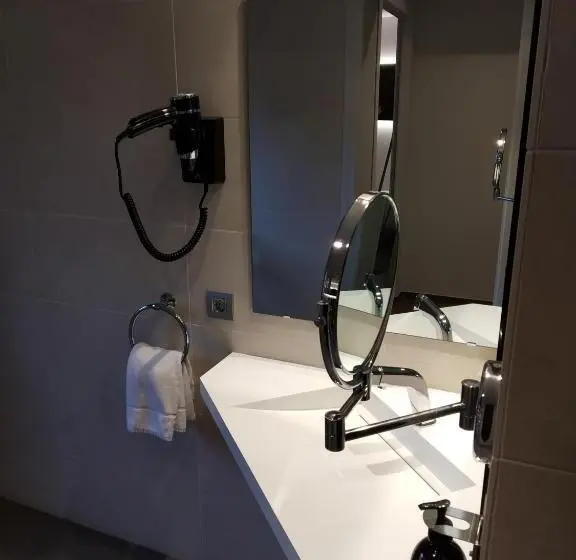 Quarto Standard Individual para Deficientes, Olot Centre