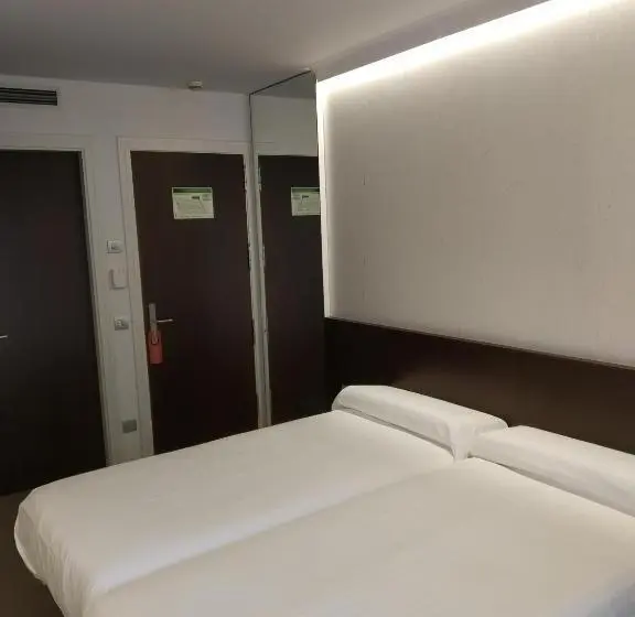 Quarto standard, Olot Centre