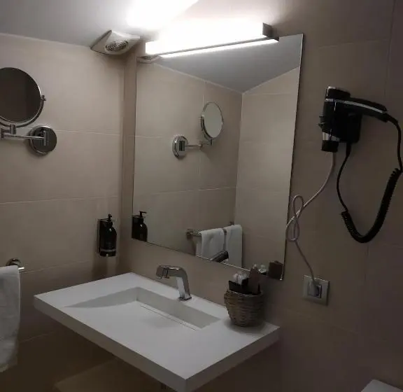 Quarto Triplo Standart, Olot Centre