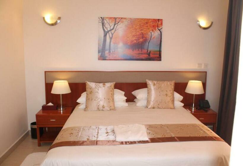 اتاق سوپریور, Royal Palace