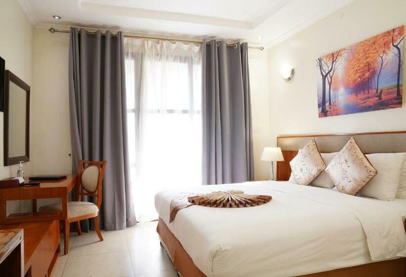 اتاق سوپریور, Royal Palace