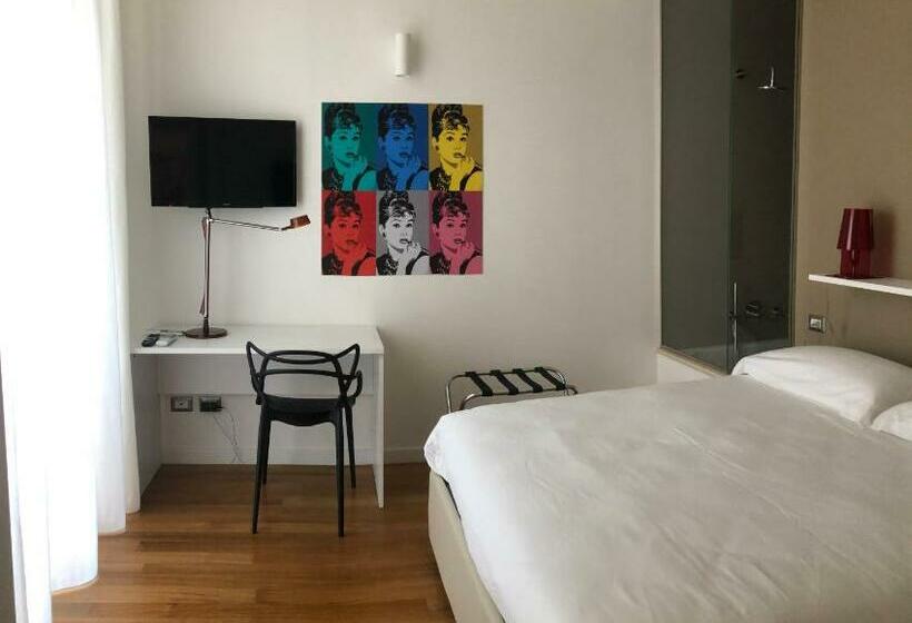 اتاق استاندارد با تخت بزرگ, Lo Schiaccianoci B&b