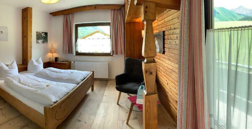 スタンダードルーム, Quartier Severin