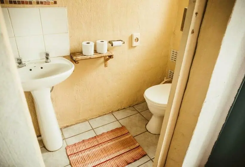 スタンダード４人部屋, Amphitheatre Backpackers Lodge