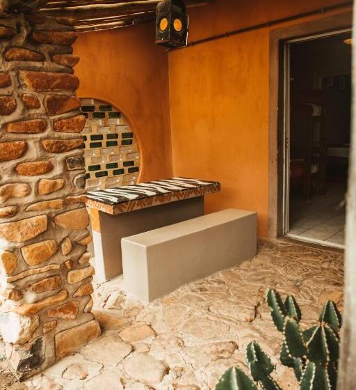 غرفة قياسية ثلاثية, Amphitheatre Backpackers Lodge