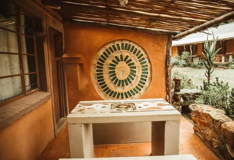 スタンダードトリプルルーム, Amphitheatre Backpackers Lodge