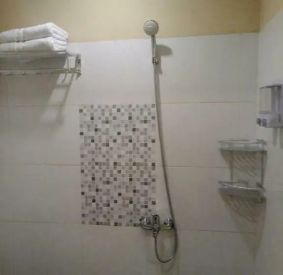 デラックスルーム, Muara Inn Ternate