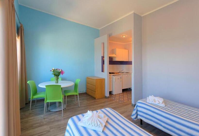 דירת חדר נוף לים, Blue Beach