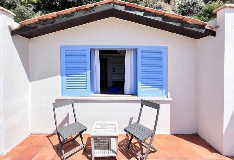 Номер Стандарт, Aeneas' Landing Resort