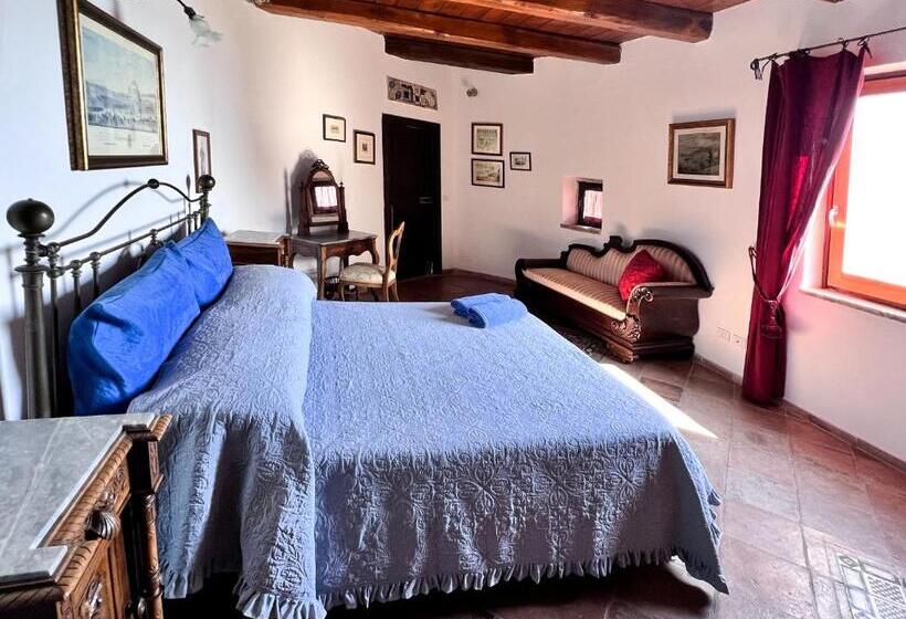 Люкс Вид на Море, Aeneas' Landing Resort