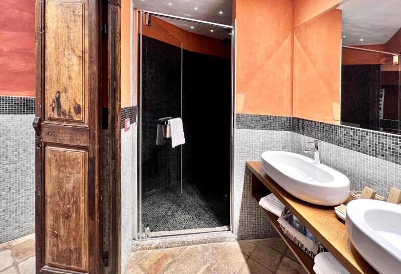 Люкс Дюплекс, Aeneas' Landing Resort