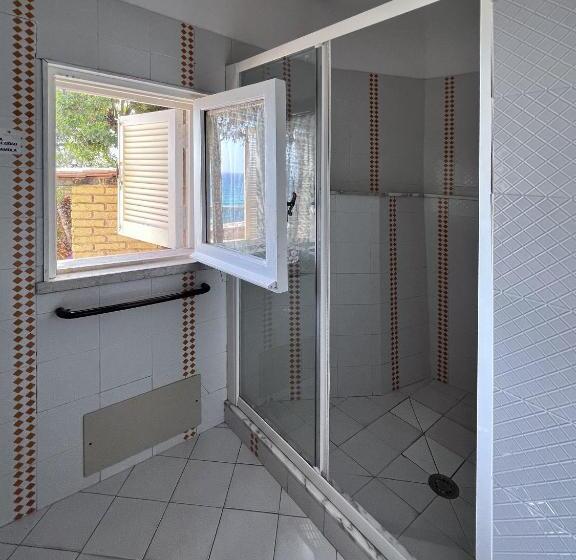 Номер Стандарт, Aeneas' Landing Resort