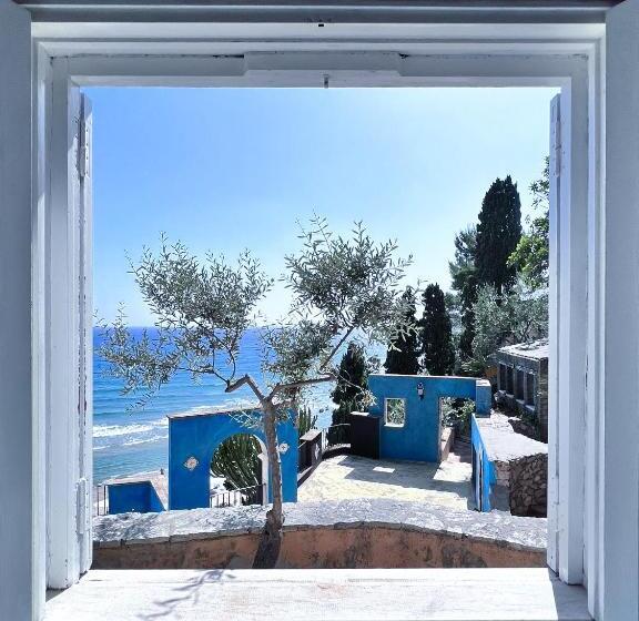 Номер Стандарт, Aeneas' Landing Resort