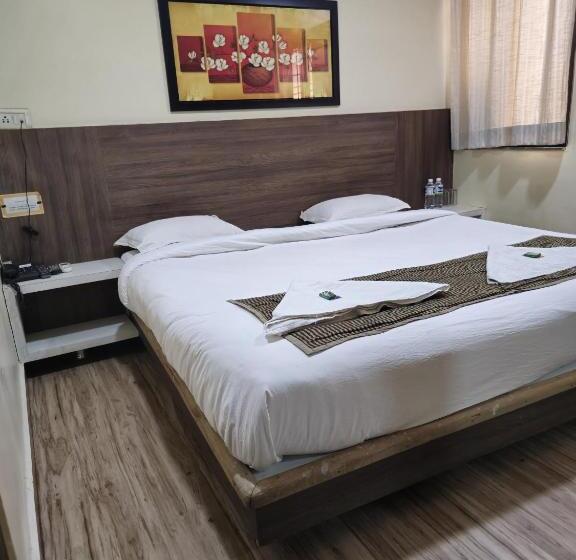Standard Room, Darshan Executive