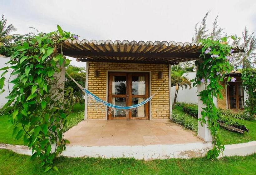 이코노미 룸, Qavi   Lagoa View