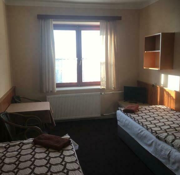 Номер Стандарт Вид на Озеро, Rozkoš