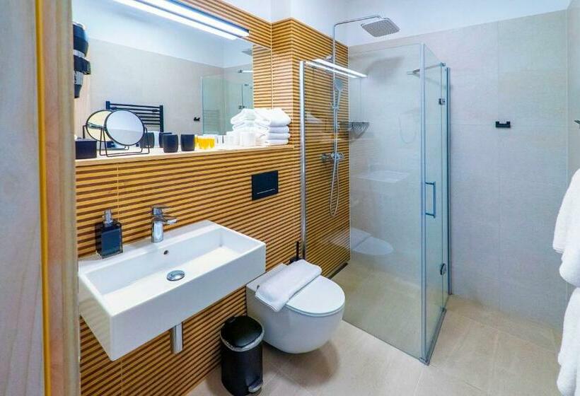 Люкс 2 Спальни, Vinice Hnanice