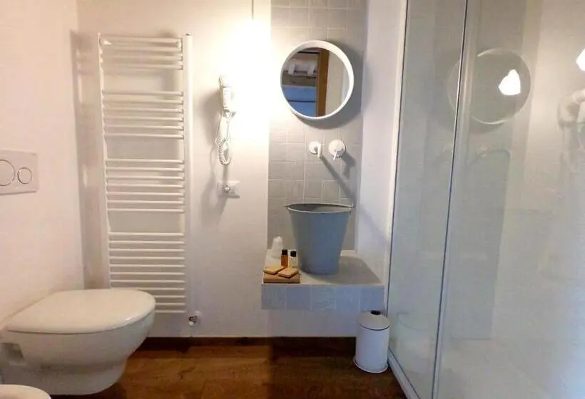 Cameră Standard, Cà Maìna