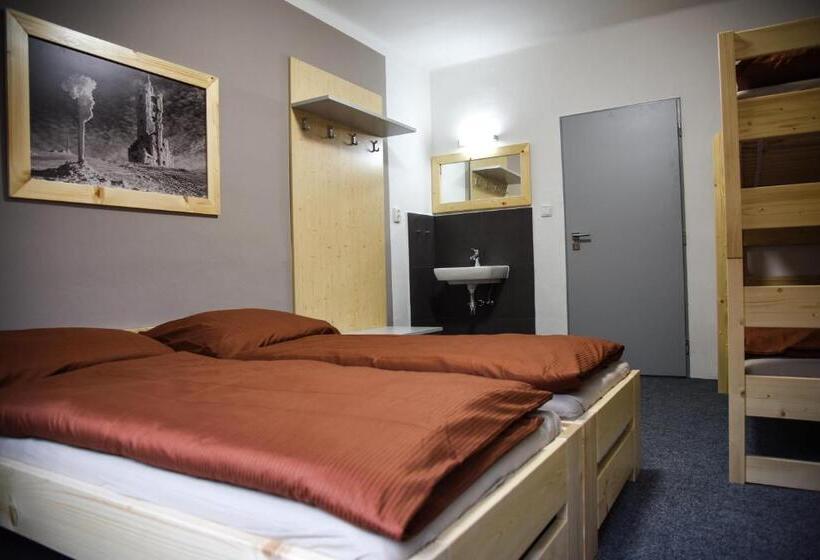 Номер Стандарт Совместная Ванная, Penzion Kouty