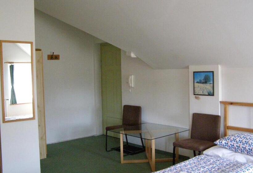 חדר סטנדרט לשלושה, Pension U Václava