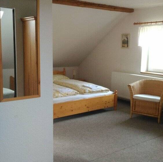 חדר סטנדרט לשלושה, Pension U Václava